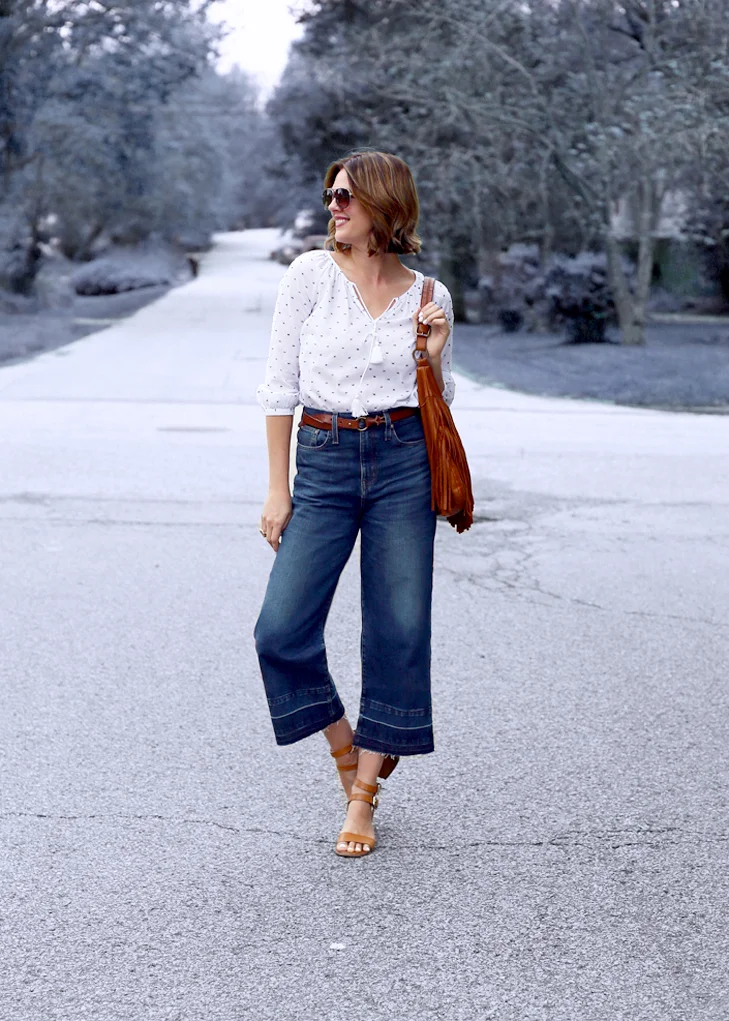 Wide-Leg Cropped Jeans