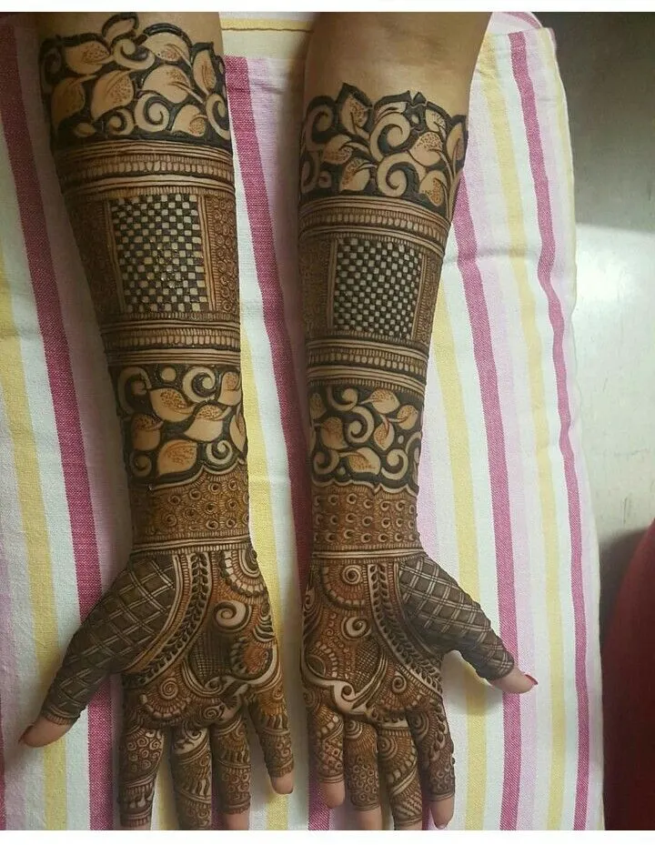 Simple Mehndi Designs