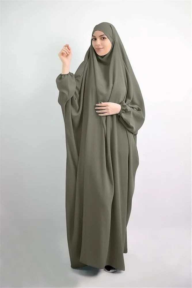 modest dresses for women in pakistan