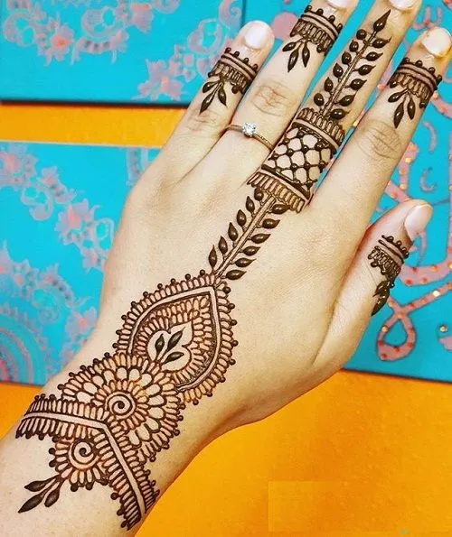 Simple Mehndi Designs