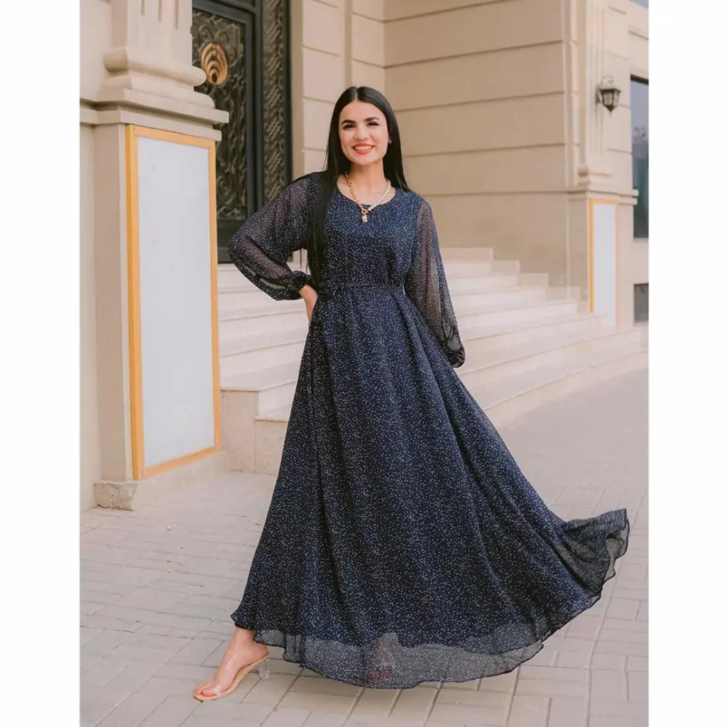 modest dresses for women in pakistan