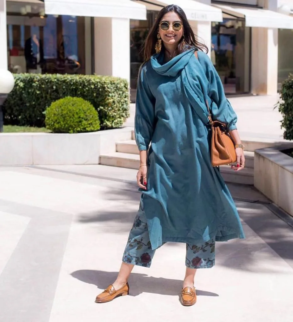 modest dresses for women in pakistan