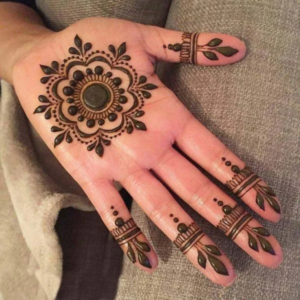 Simple Mehndi Designs