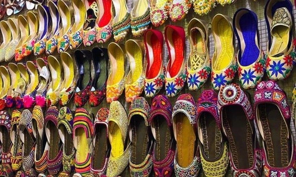 types of shoes for women in Pakistan