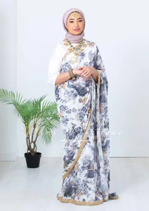 saree with hijab