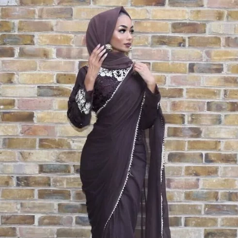 saree with hijab